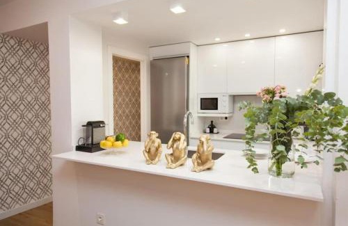 Museo Apartment | Modern & Nice Apartment. Old town. Private parking