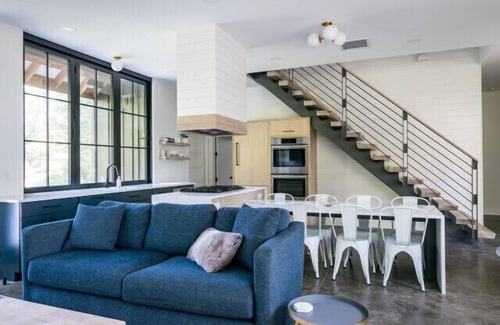 State College Villa | Modern Nordic Villa 3 miles from Beaver Stadium