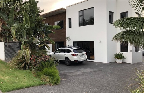 Oakura Condo | Modern Oakura Accomodation right in the village