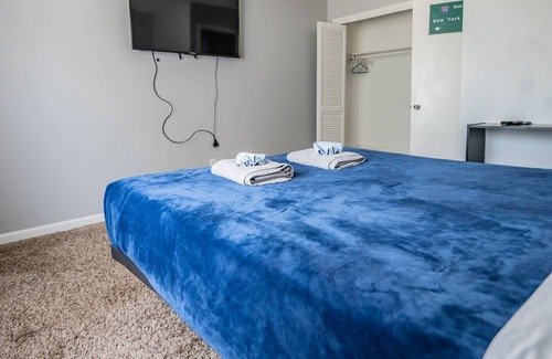 Jonesboro House | Modern Oasis at the W- ***LUXURIOUS HEATED POOL NOW OPEN***
