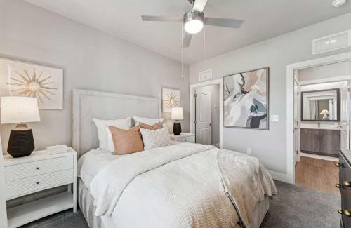 Fort Myers Apartment | Modern Oasis