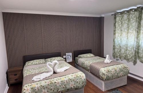 Markhouse Apartment | Modern One bed Flat in Walthamstow London