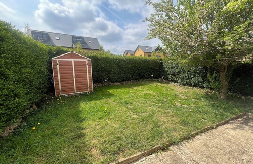 Oxford Apartment | Modern Oxford Retreat - Free parking