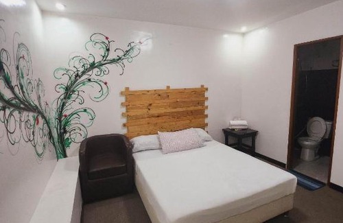 Antipolo Hotel | Modern Peak Suites