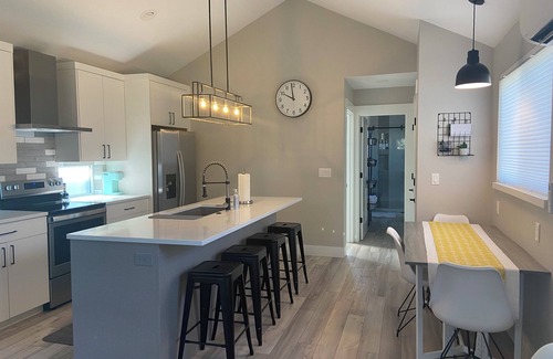 Orchard District House | Modern, pet-friendly stay centrally located, minutes to everything in Bend!