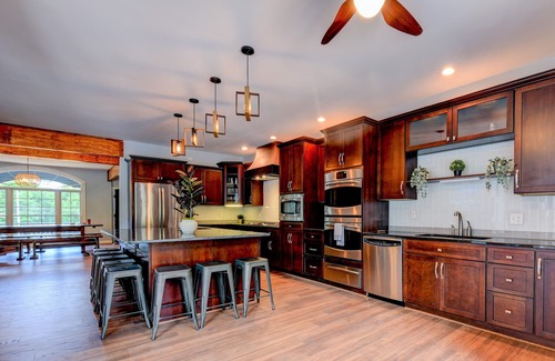 Canadensis House | Modern Pocono Chateau ~ Heated Pool ~ Hot Tub ~ Sauna ~ Game Room ~ Fire Pit