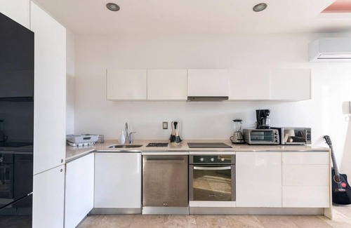 Zazil-ha Apartment | Modern & Private Apto. a few steps from the beach!