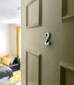 Borehamwood House | Modern Private En-suite & kitchenette With 40inch TV