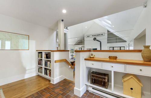 Tyringham House | Modern Private Mountain Retreat - Close to Tanglewood & Lakes