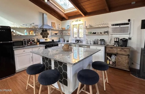 Bushkill House | Modern ranch-style Bushkill home near all 4 season activities. Pet-friendly!