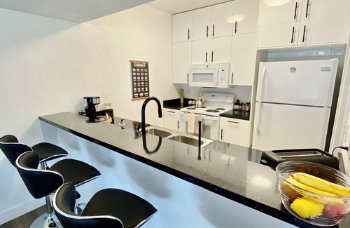 Grenelefe Apartment | Modern, Renovated, Spacious and Serene. Family and Dog Friendly.