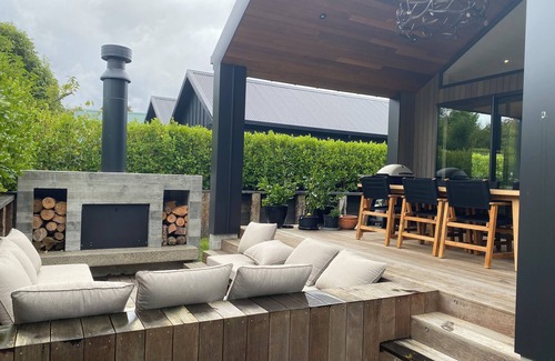 Lynmore House | Modern Retreat in Lynmore, Rotorua