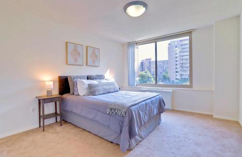Aurora Highlands Apartment | Modern Retreat Near Metro with Pool Access