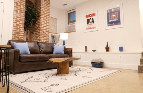 Cardozo Apartment | Modern Rustic Industrial Apt - Amazing Location!