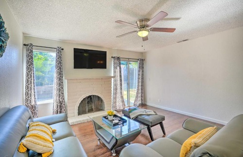 Sacramento House | Modern Sacramento Home with Yard 12 Mi to Dtwn