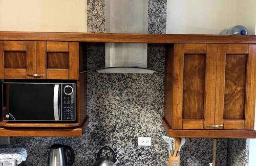 San Salvador House | Modern, Safe & Private Home in San Marcos – WiFi + AC + Full Laundry