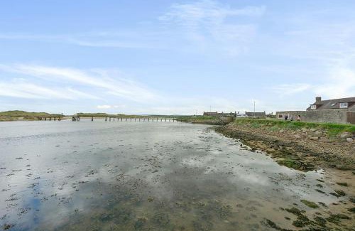 Lossiemouth Apartment | Modern seaside apartment ,Lossiemouth, Moray