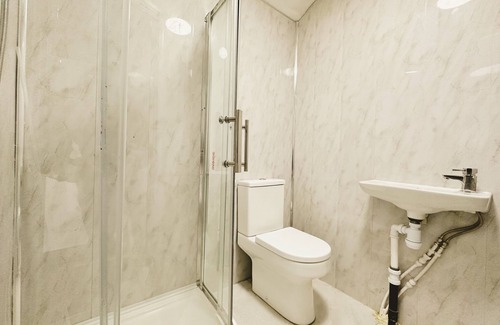 Acocks Green Apartment | Modern Self-Contained Studio in Acocks Green