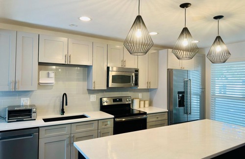 West Highland House | Modern Sloan's Lake Dream Home. Central Location - Pet Friendly!