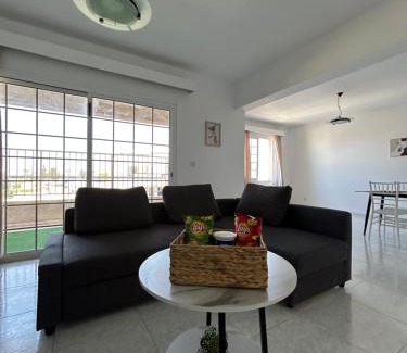 Paphos Apartment | Modern Spacious Penthouse in Paphos