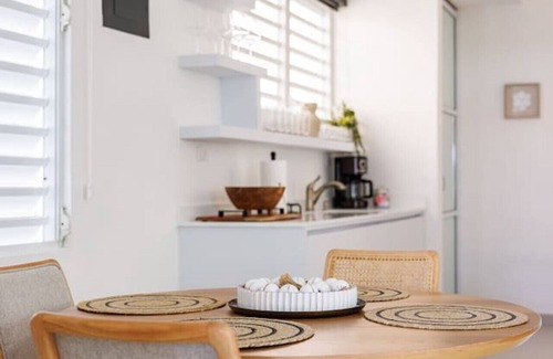 Eleanor Roosevelt House | Modern & Spacious Retreat in Hato Rey | Unit 1