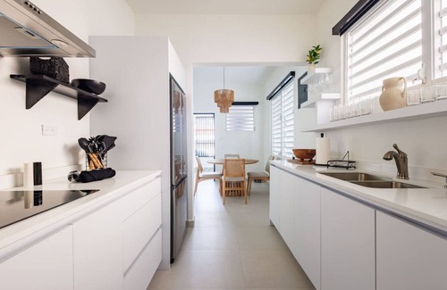 Eleanor Roosevelt House | Modern & Spacious Retreat in Hato Rey | Unit 1