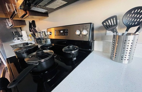 Union Park Apartment | Modern Spacious Studio Apartment