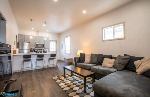 Fairpark House | Modern Stay MINS↠Downtown SLC 2BD with Bunk Bed