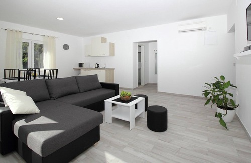 Mocici Apartment | Modern Stay near Cavtat