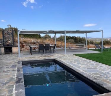 Kymi-Aliveri Villa | Modern Stone Villas with Swimming Pool