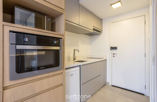 Indianopolis Apartment | Modern Studio 450m From the Subway Ism0806