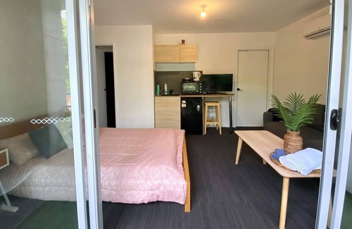 Footscray Apartment | Modern studio apartments