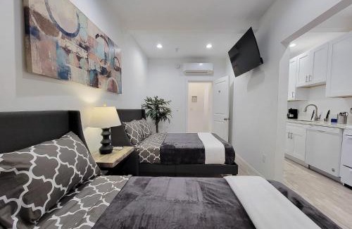 Beverly Hills Apartment | Modern Studio apartment right next to MrC hotel 5 minutes to Rodeo Drive