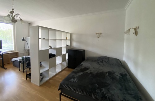 Hakenfelde Apartment | Modern Studio Apartment in Berlin with Garden Near Lake