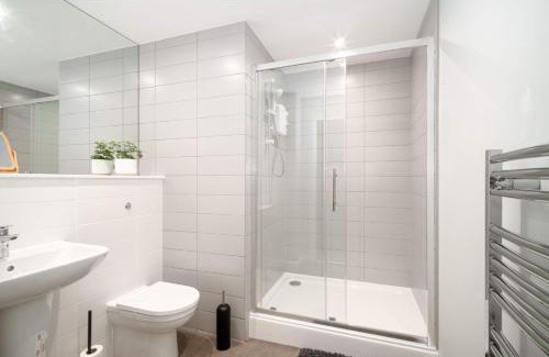 Liverpool Apartment | Modern Studio Apartment in Waterloo Liverpool