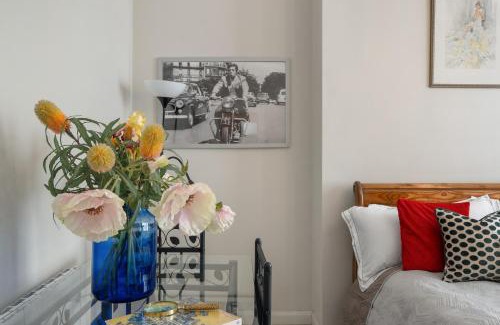 West Ealing Apartment | Modern Studio Apartment