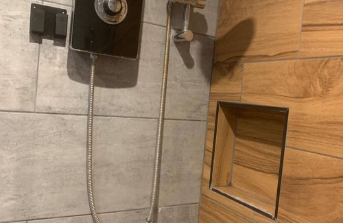 Barnehurst Apartment | Modern Studio Flat in Bexleyheath