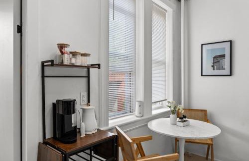 The Heights Apartment | Modern Studio Free Parking Near NYC