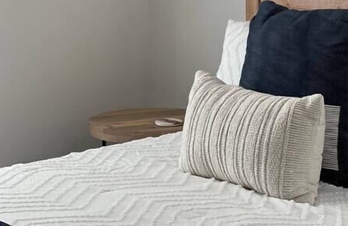 St. Michaels Apartment | Modern Studio in heart of town, walk everywhere!