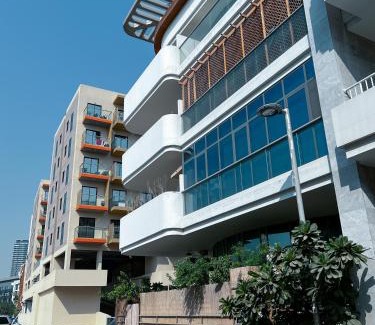 Jumeirah Village Circle Apartment | Modern studio in villa Pera tower JVC
