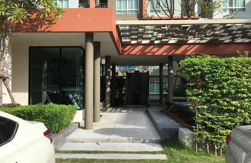 Kathu Condo | Modern Studio Room at Kathu
