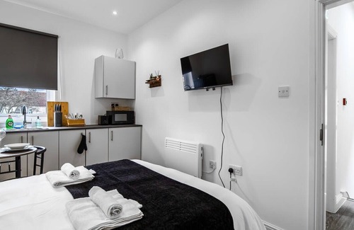 Wembley Central Apartment | Modern Studio Rooms in Wembley 4 DUP