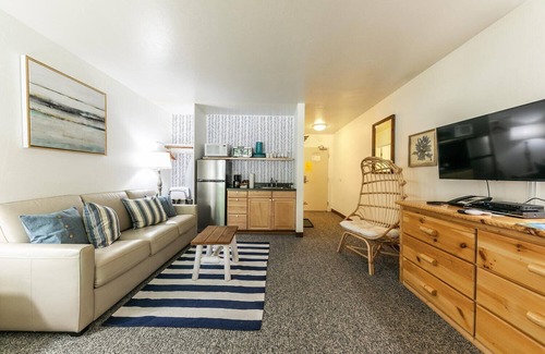 Truckee Condo | Modern Studio w/Balcony #211 at Donner Lake Village