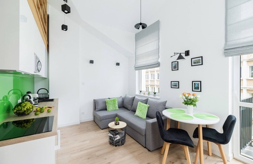 City Centre Apartment | Modern Studios Stachowicza by Renters