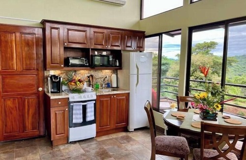 El Ocotal House | Modern-Style Apt.[TOP FLR] Playa Matapalo/5 min RIU