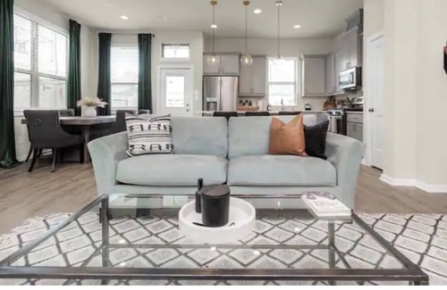 Sienna Plantation House | Modern & stylish townhouse in sought out Sienna