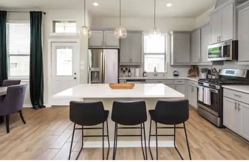 Sienna Plantation House | Modern & stylish townhouse in sought out Sienna