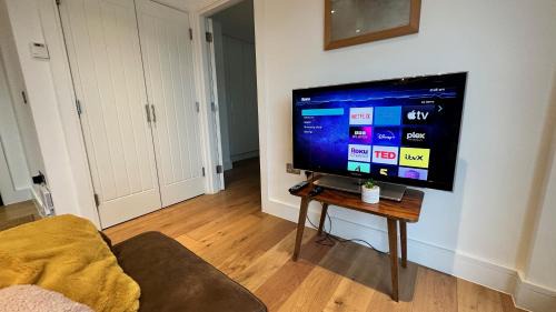 Southwark Apartment | Modern & stylish 1 bedroom flat