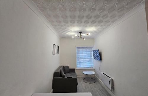 Bridgend Apartment | Modern & Stylish 1 bedroom flat in Bridgend town