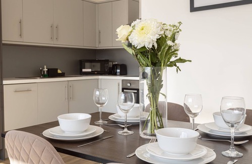 Cheetham Hill Apartment | Modern, Stylish 1BR Apartment Nearby AO Arena